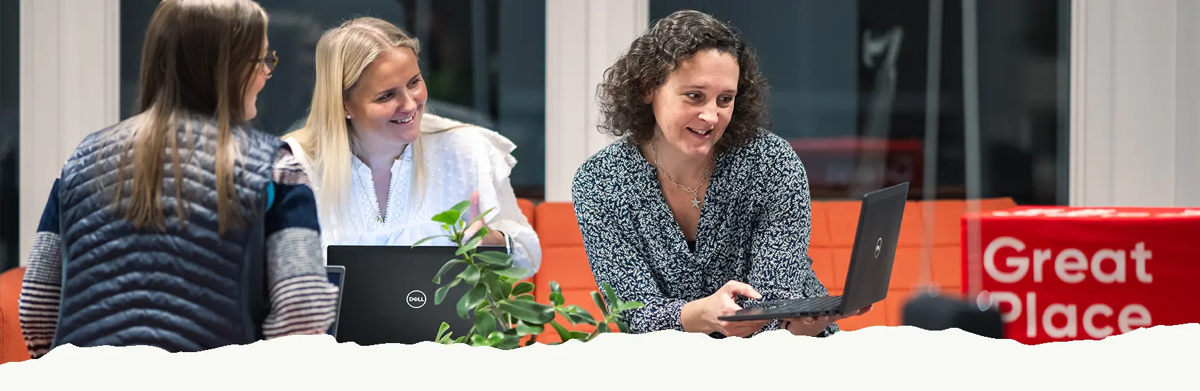 Water cutting machine