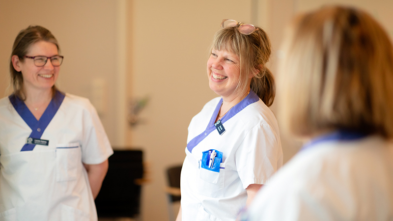 Läkare och sjuksköterskor i samtal