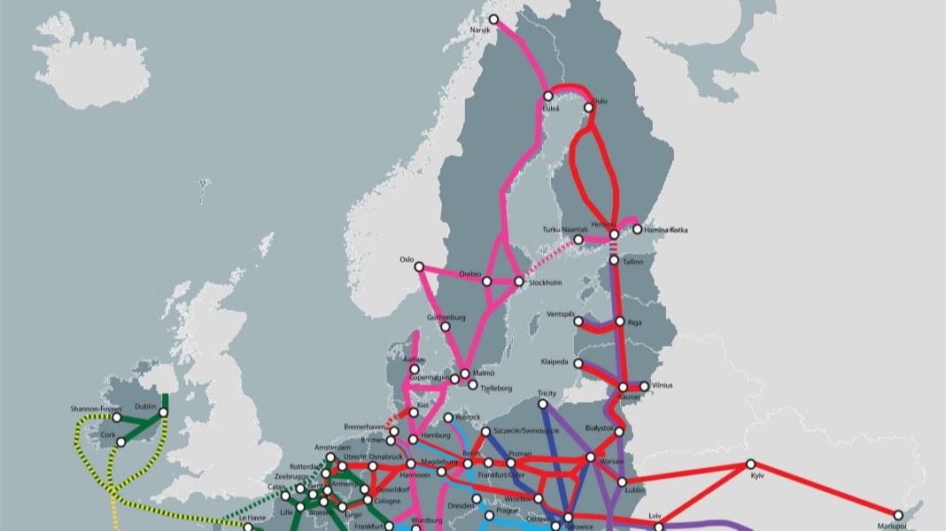 Del av karta över Europa där EU:s transportkorridorer är inritade.