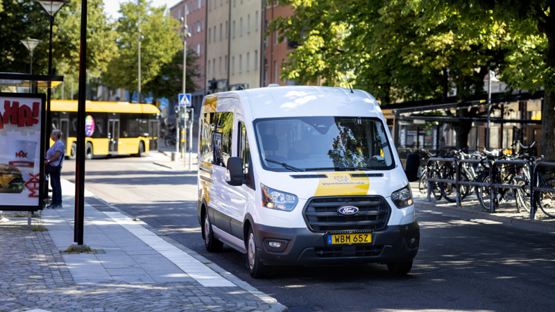 Bättre punktlighet och nöjdare kunder i servicetrafiken