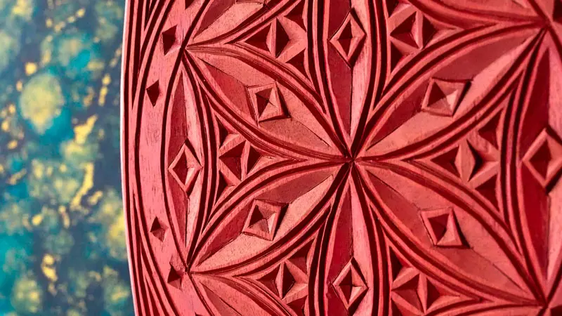 Folkliga mönster i slöjden 